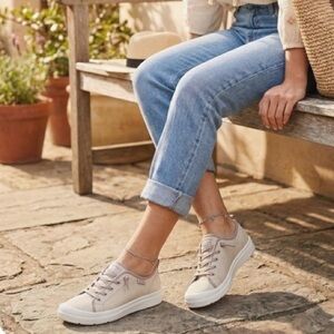 BOBS Sketchers Beyond Simply Earthy Tan Laced Slip On Canvas Sneakers Size 11